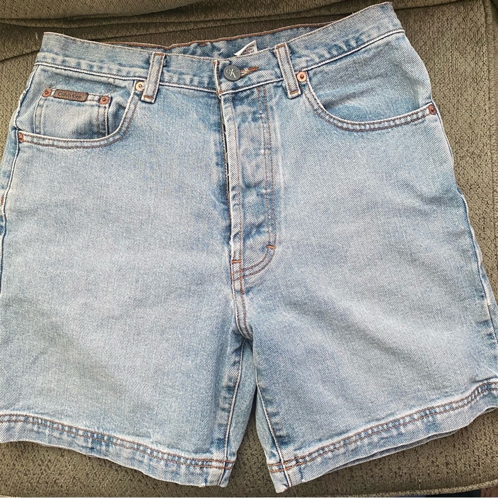 Calvin Klein Jean Shorts Vintage 90s size 7